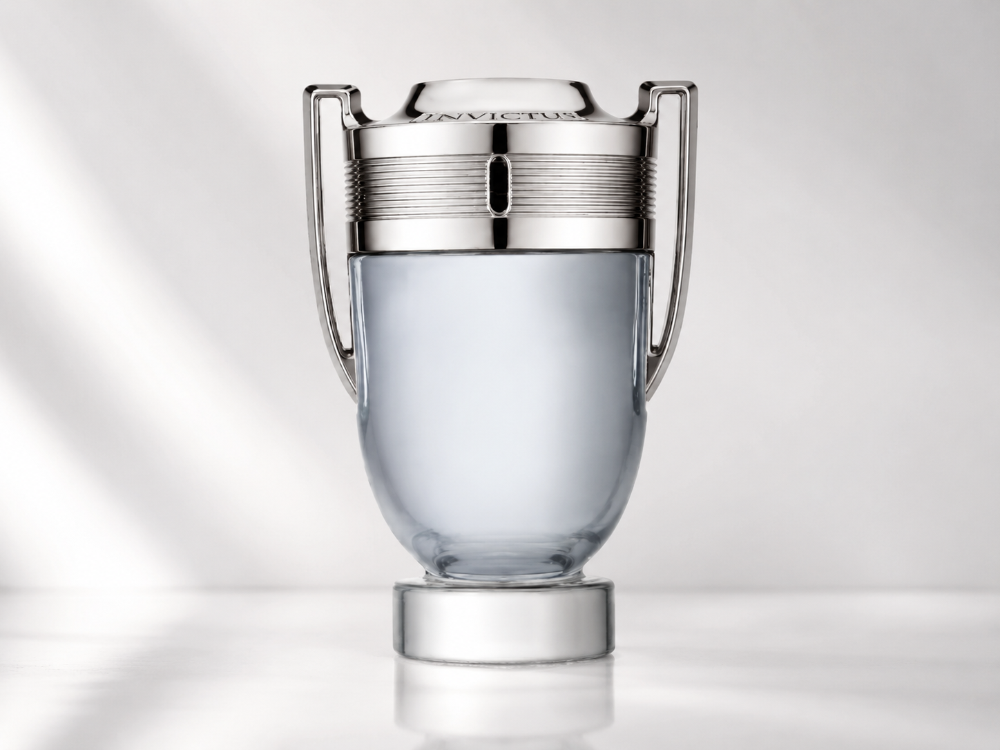 عطر إنفيكتوس كلير المستوحى